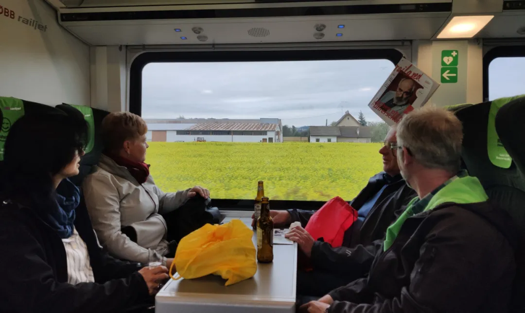 哈尔施塔特到维也纳的OBB火车