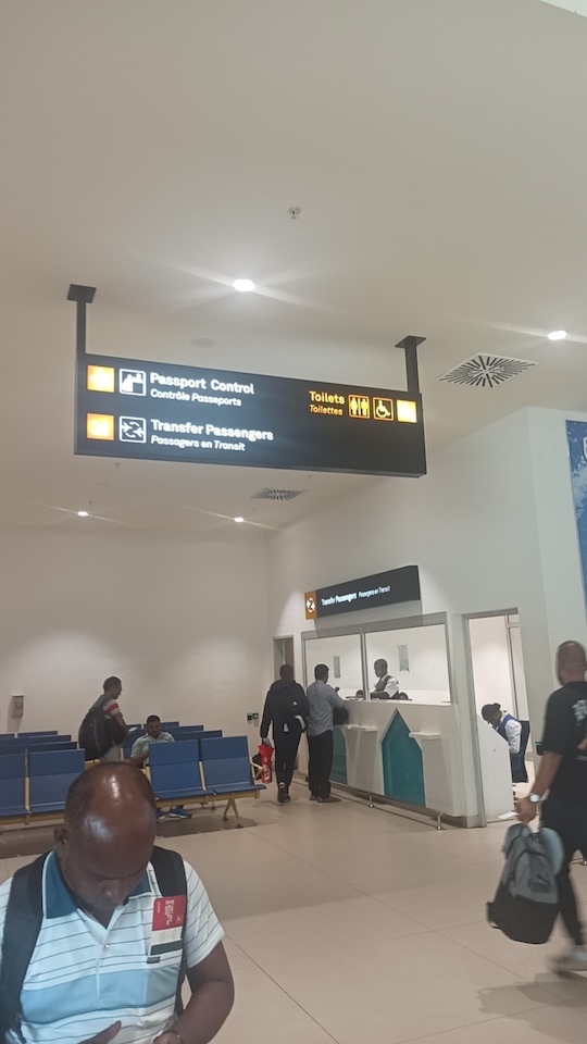 加纳阿克拉科托卡国际机场国际中转办理区